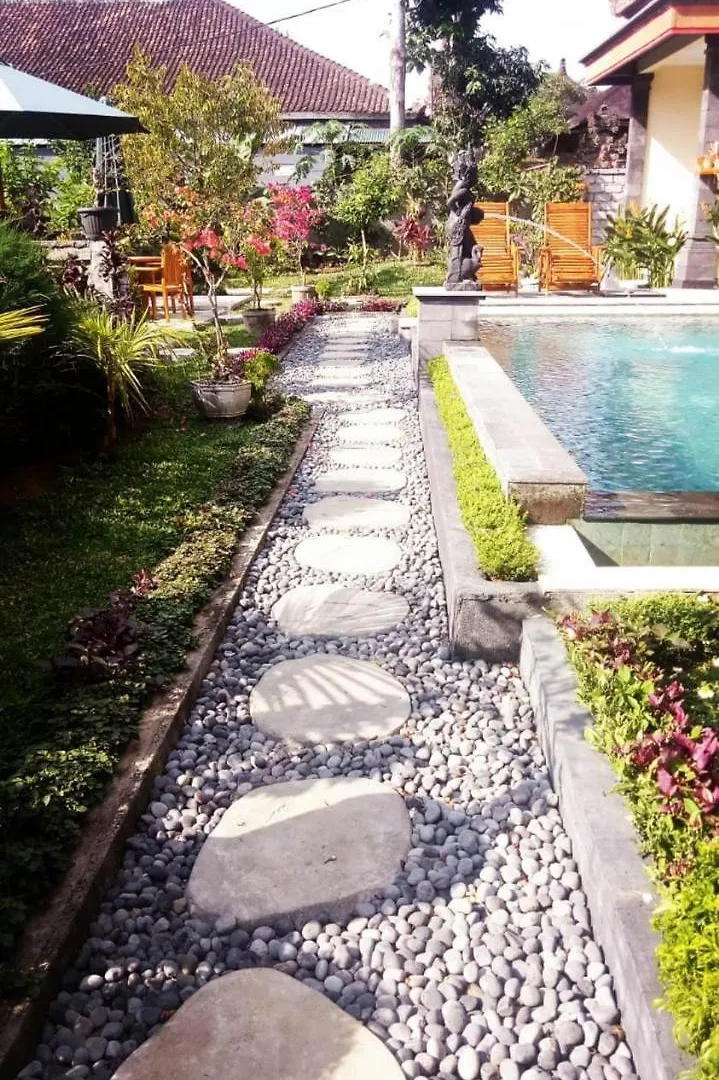 Pondok Ayu Homestay Ubud 2*,
